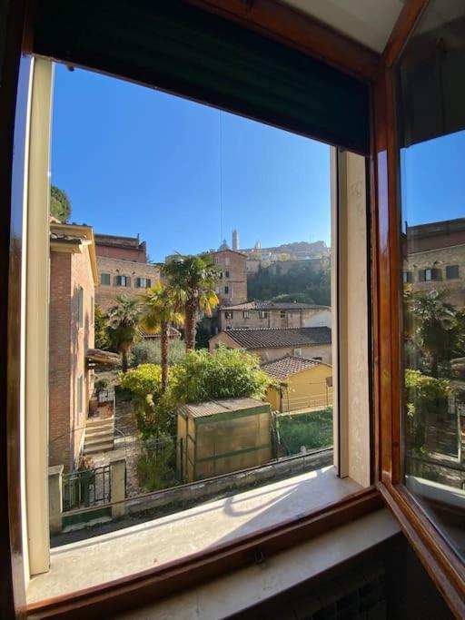 Appartamento A Due Passi Da Piazza Del Campo Сиена Екстериор снимка
